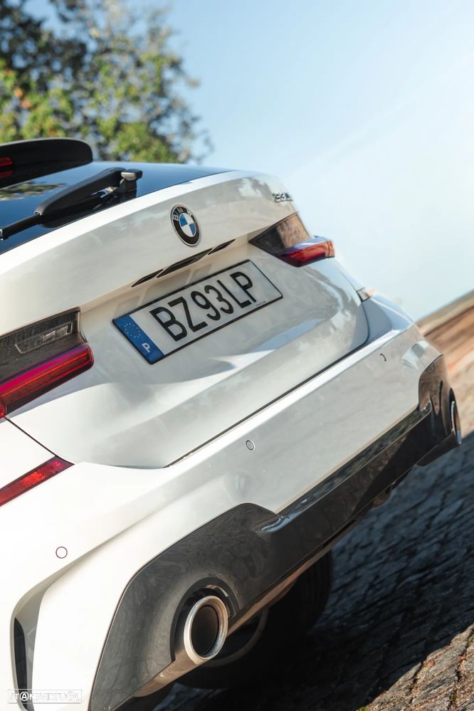 BMW 330 e Aut. M Sport - 15