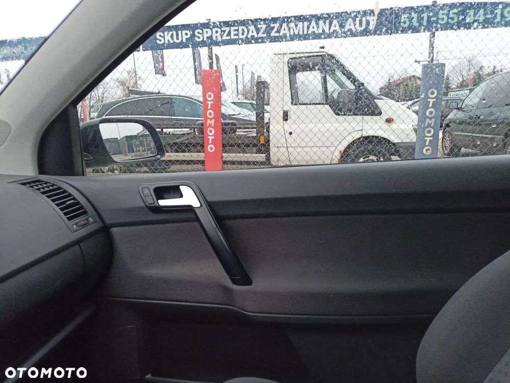 Volkswagen Polo - 12