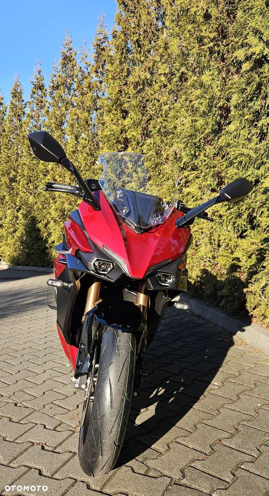 Suzuki GSX 1000 - 2