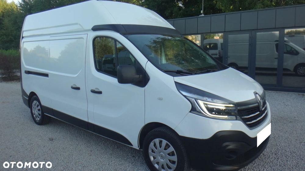 Renault Trafic - 2
