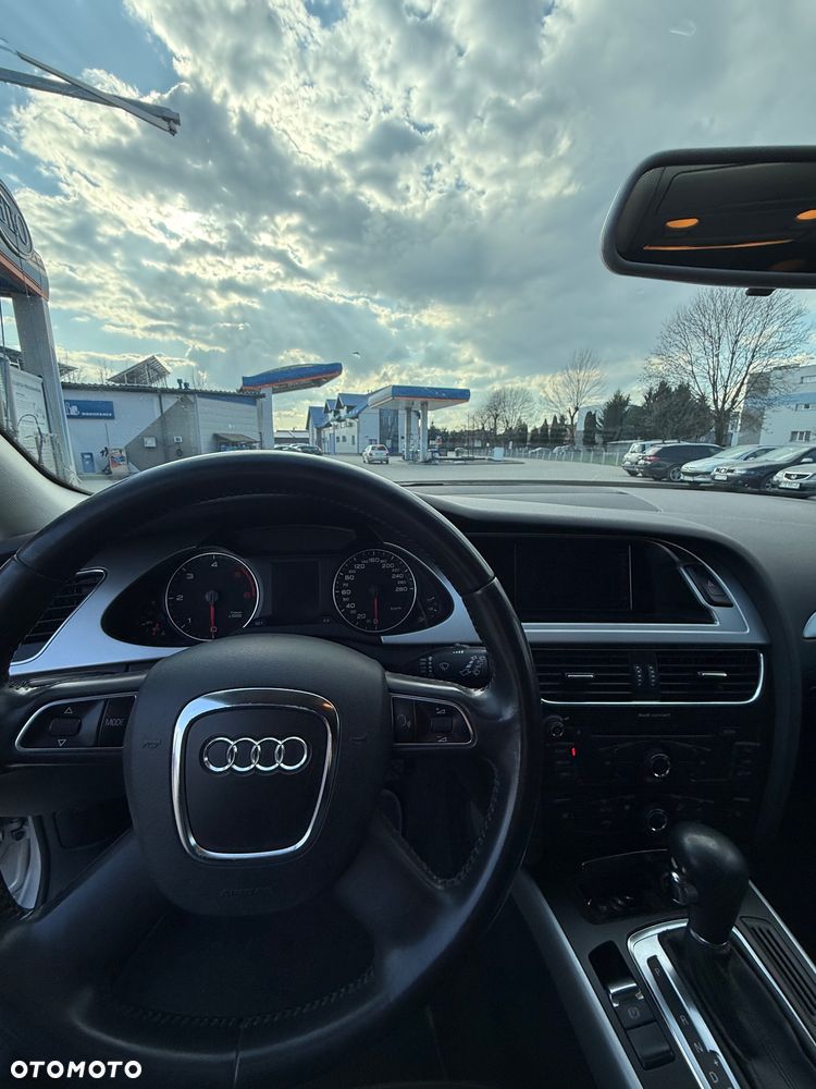 Audi A4 Avant 2.0 TDI Multitronic - 10