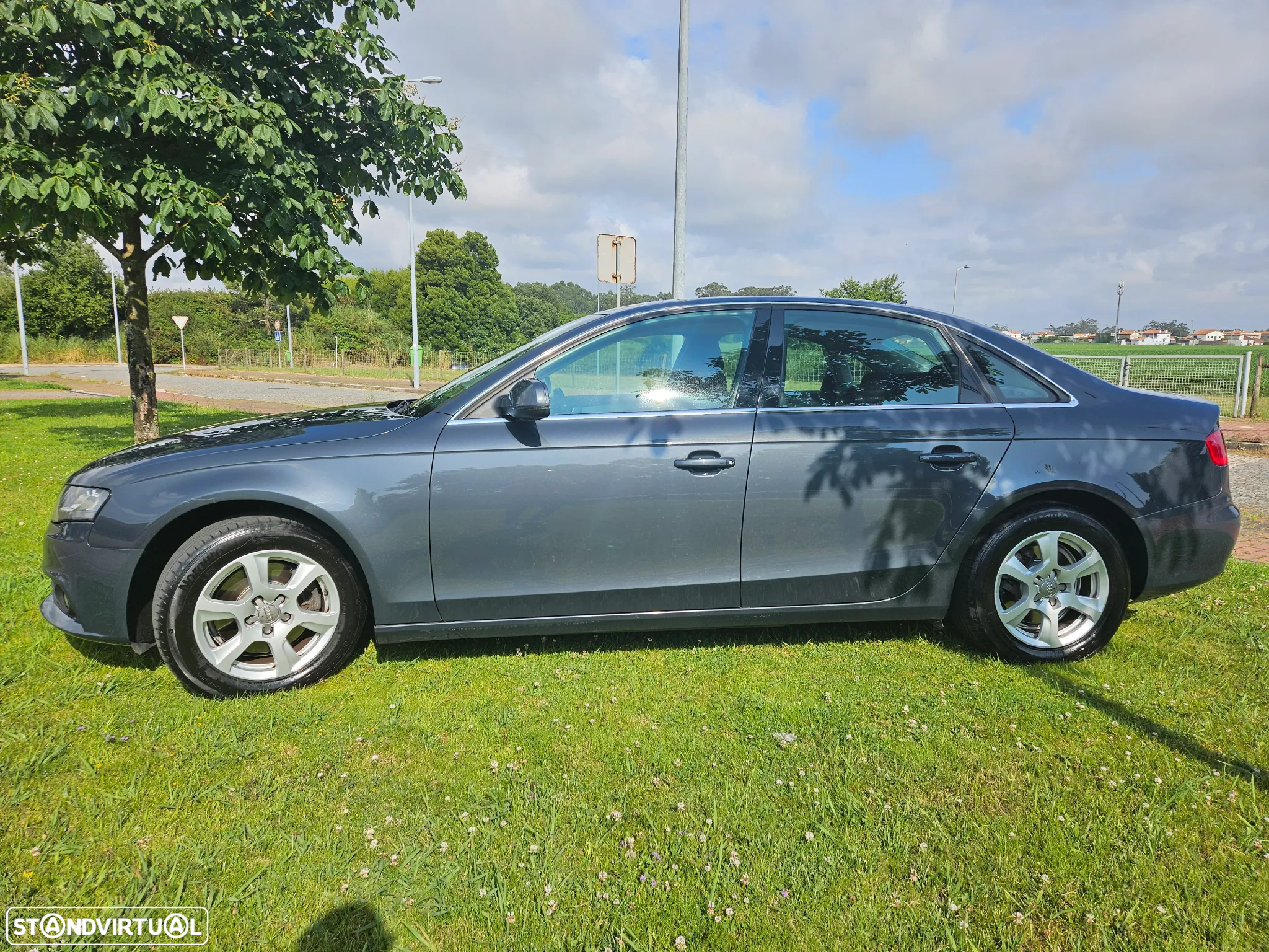 Audi A4 2.0 TDI exclusive - 5