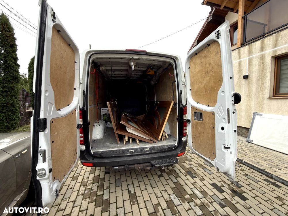 Mercedes-Benz Sprinter - 21