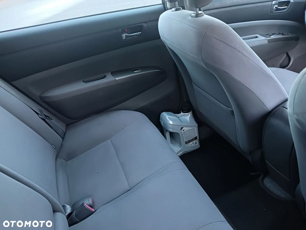 Toyota Prius 1.5 VVT-i Sol - 7