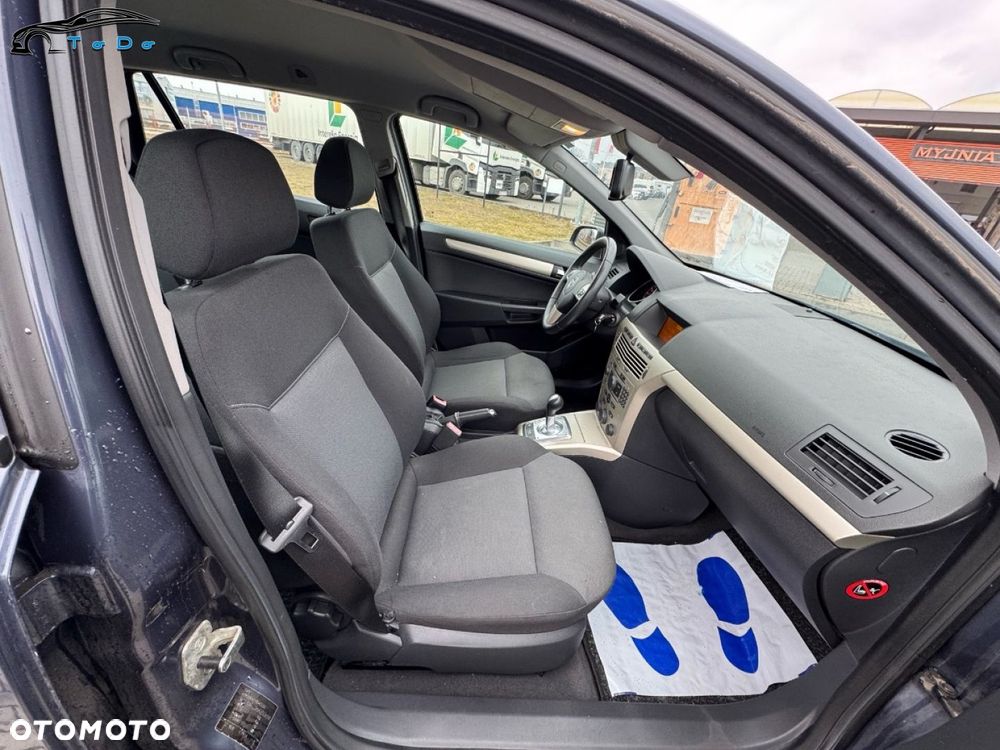 Opel Astra 1.6 Cosmo EasyTronic - 20