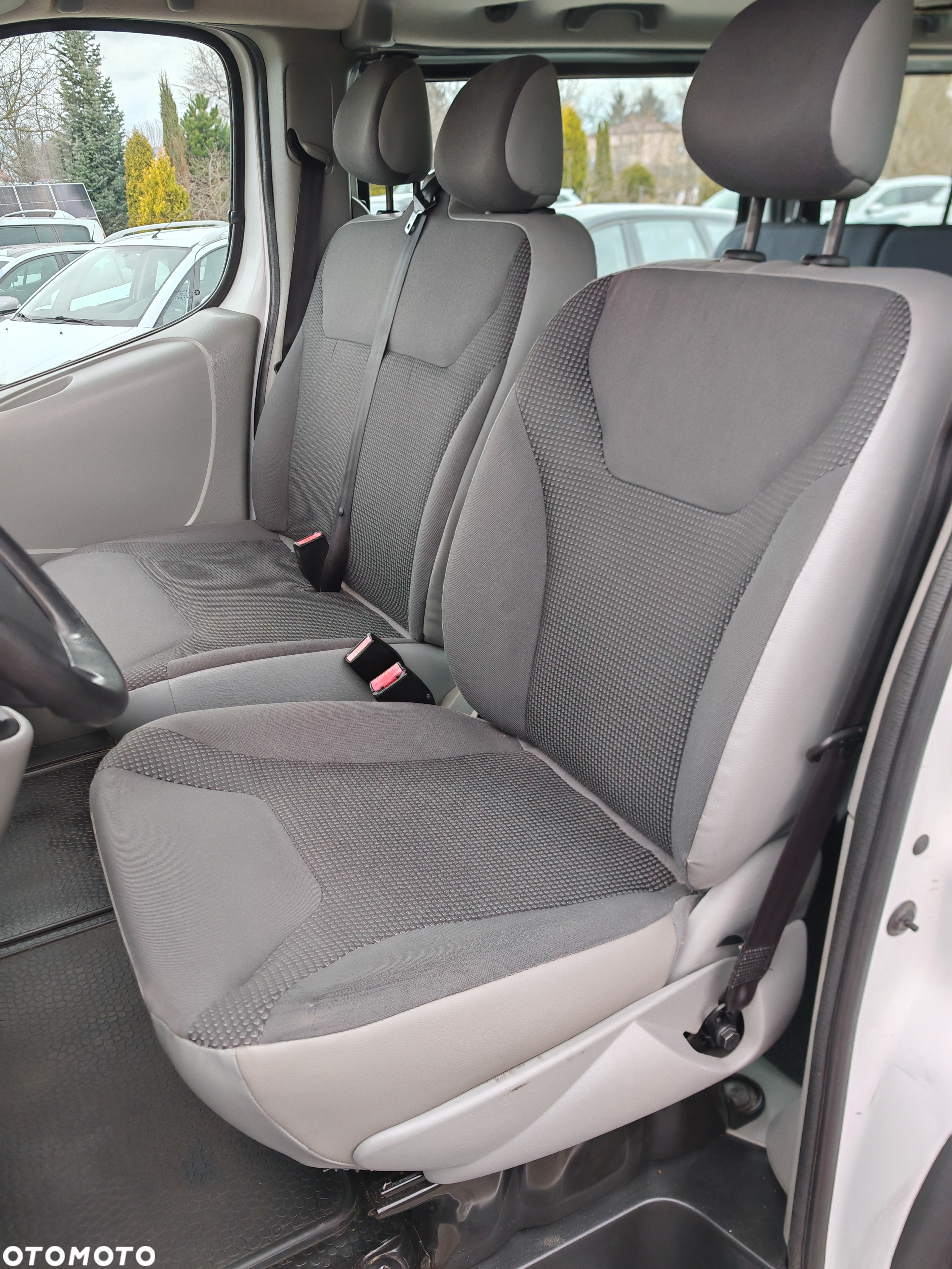 Opel Vivaro - 14