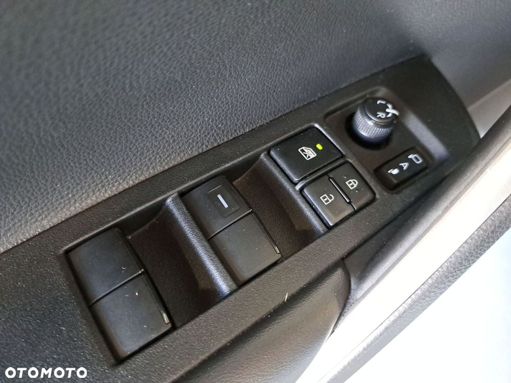 Toyota Corolla Cross - 35