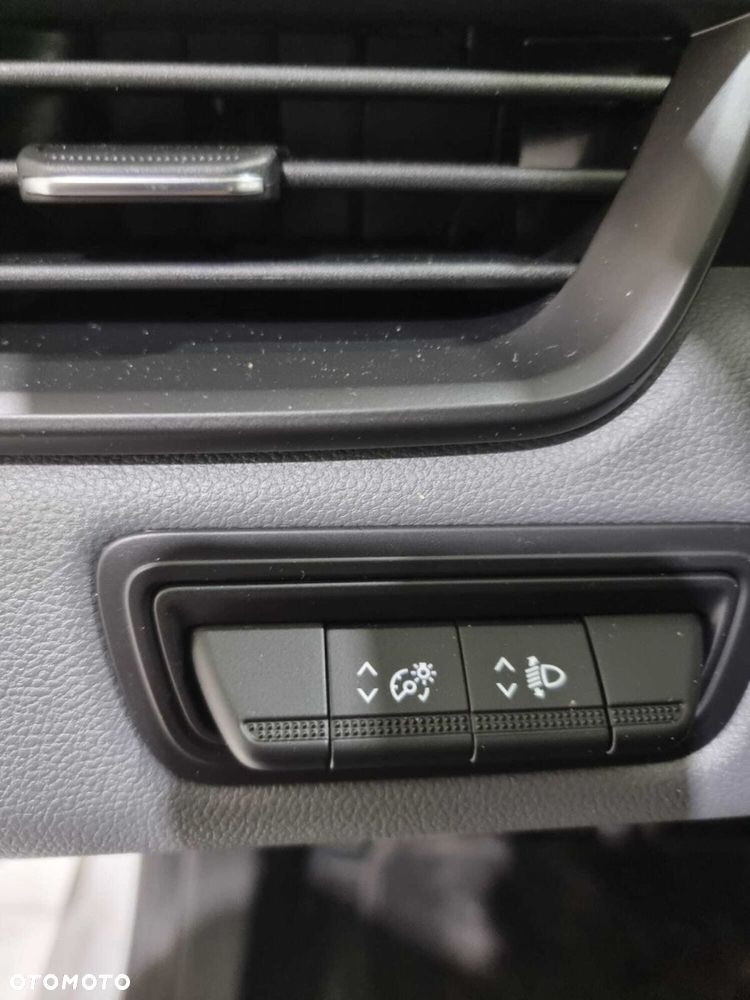 Renault Clio - 22