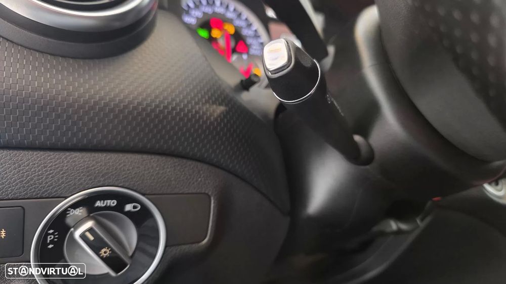 Mercedes-Benz A 160 d Urban - 36