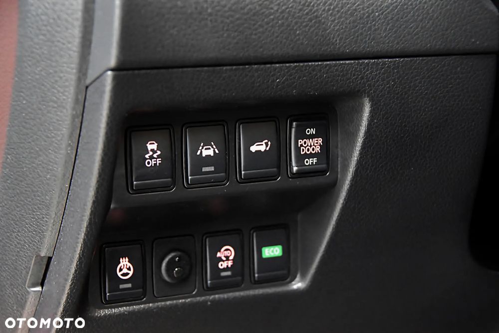 Nissan X-Trail 1.7 dCi Tekna 4WD Xtronic - 31