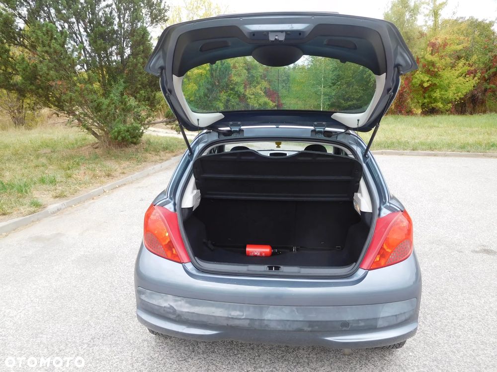 Peugeot 207 1.4 Trendy - 14