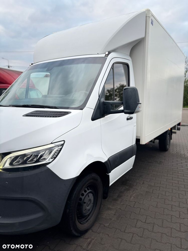 Mercedes-Benz Sprinter - 22