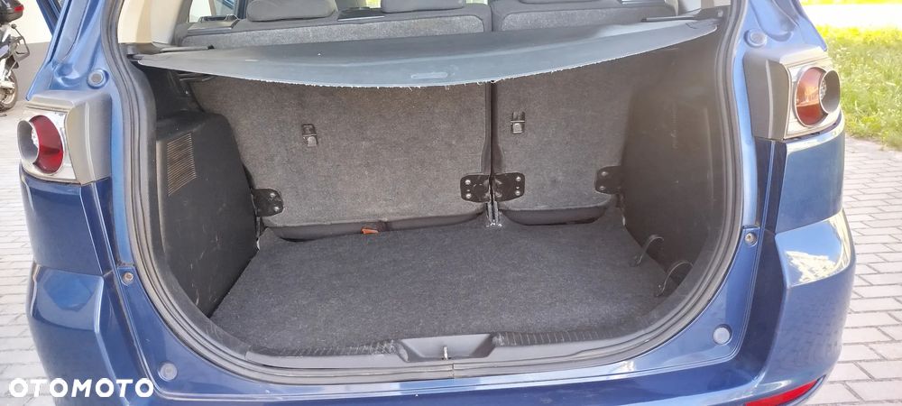 Mazda 2 - 10