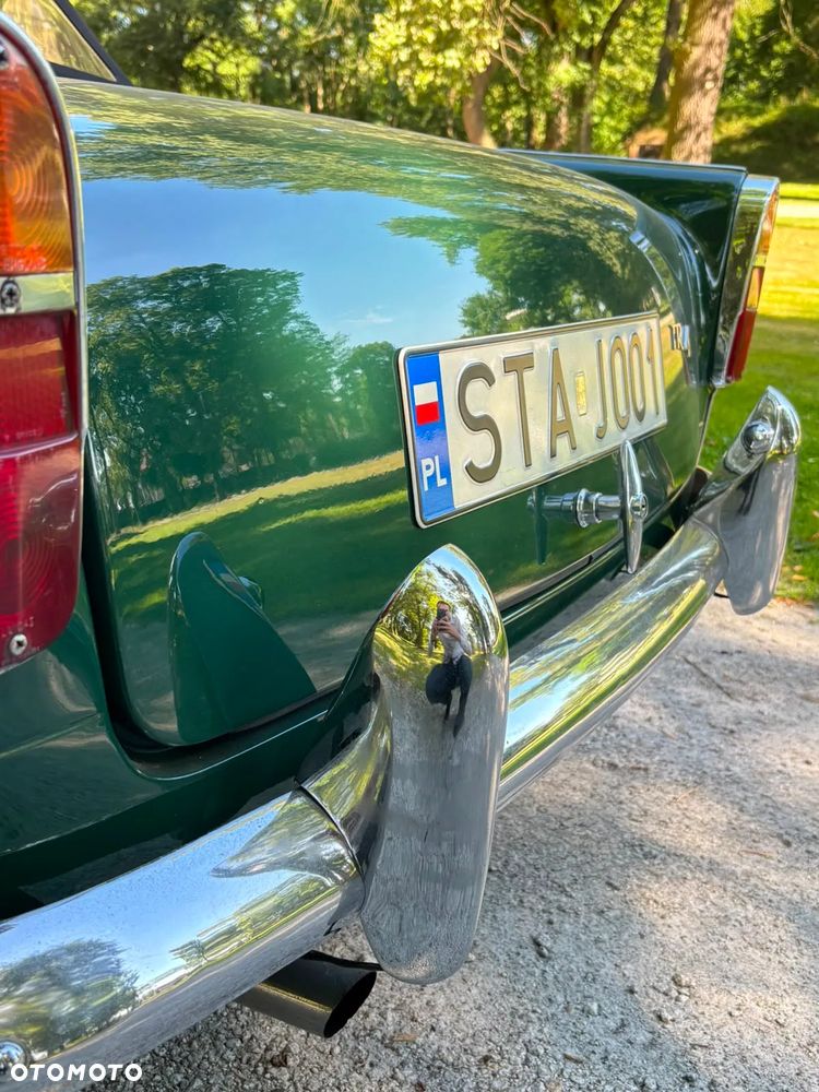 Triumph TR4 - 17