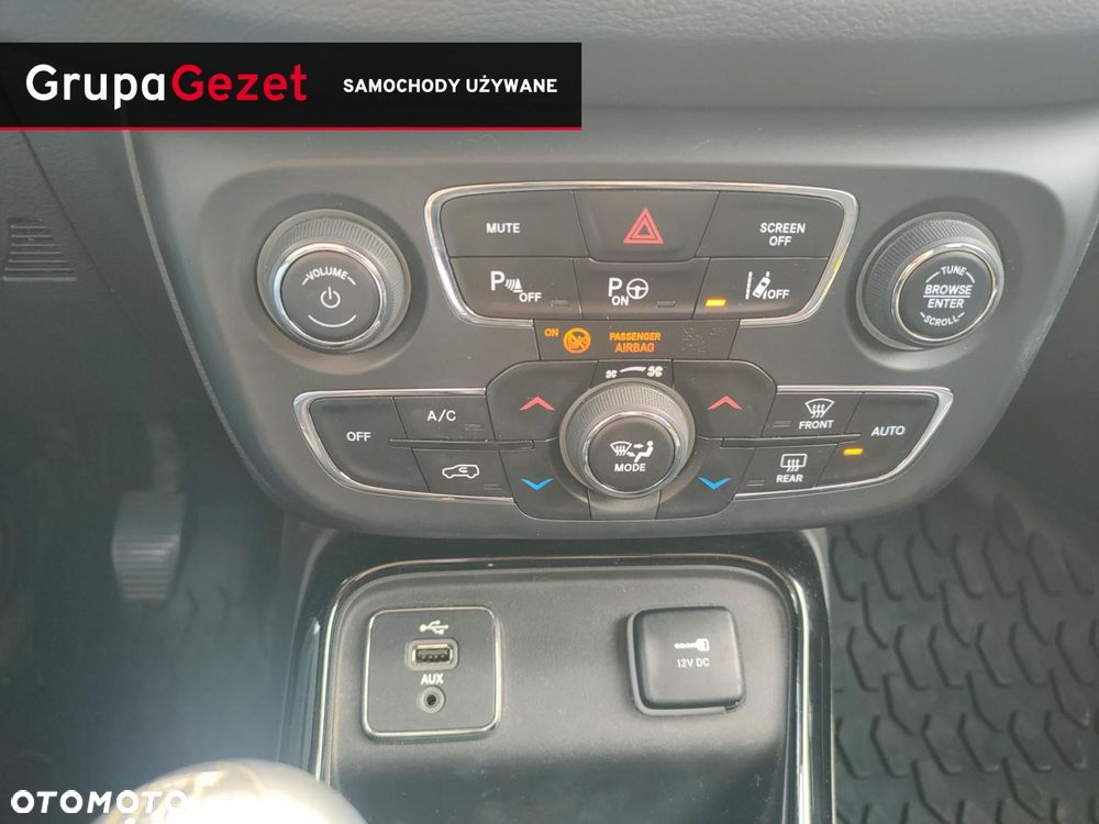 Jeep Compass - 17