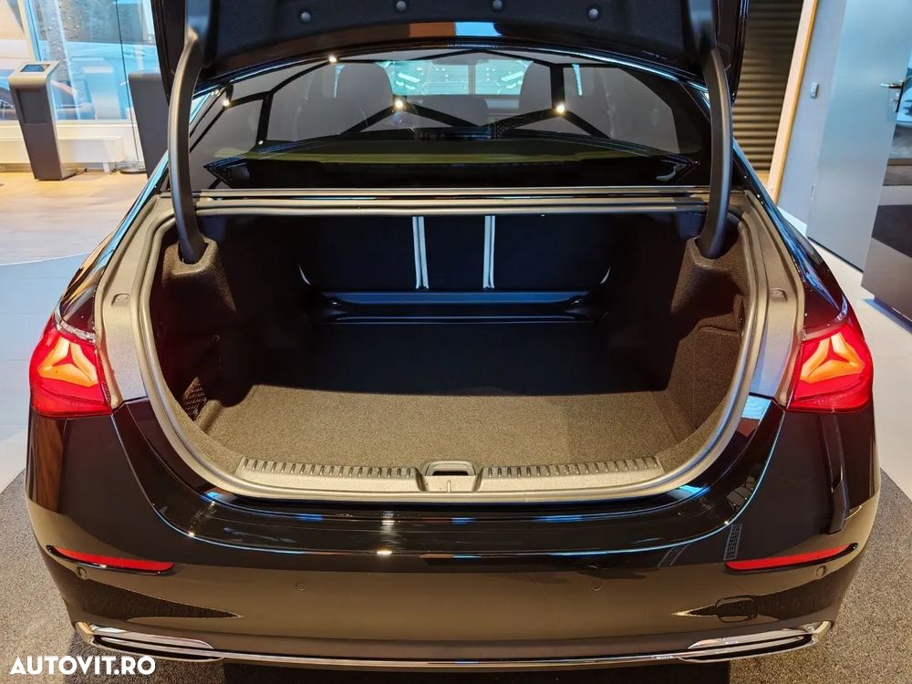 Mercedes-Benz E 200 MHEV 4MATIC Aut. - 17