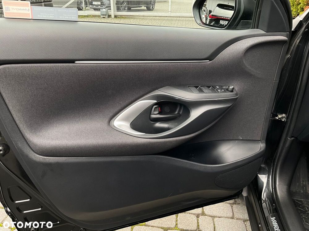Toyota Yaris Cross Hybrid 1.5 Comfort - 18