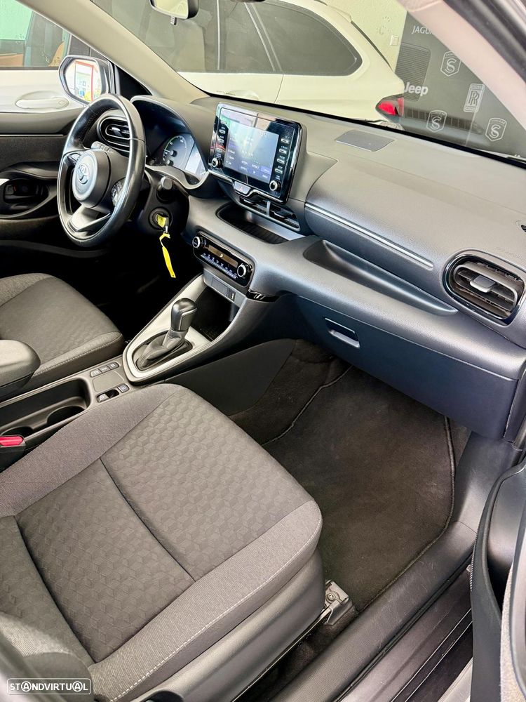 Toyota Yaris 1.5 HDF Comfort Plus - 8