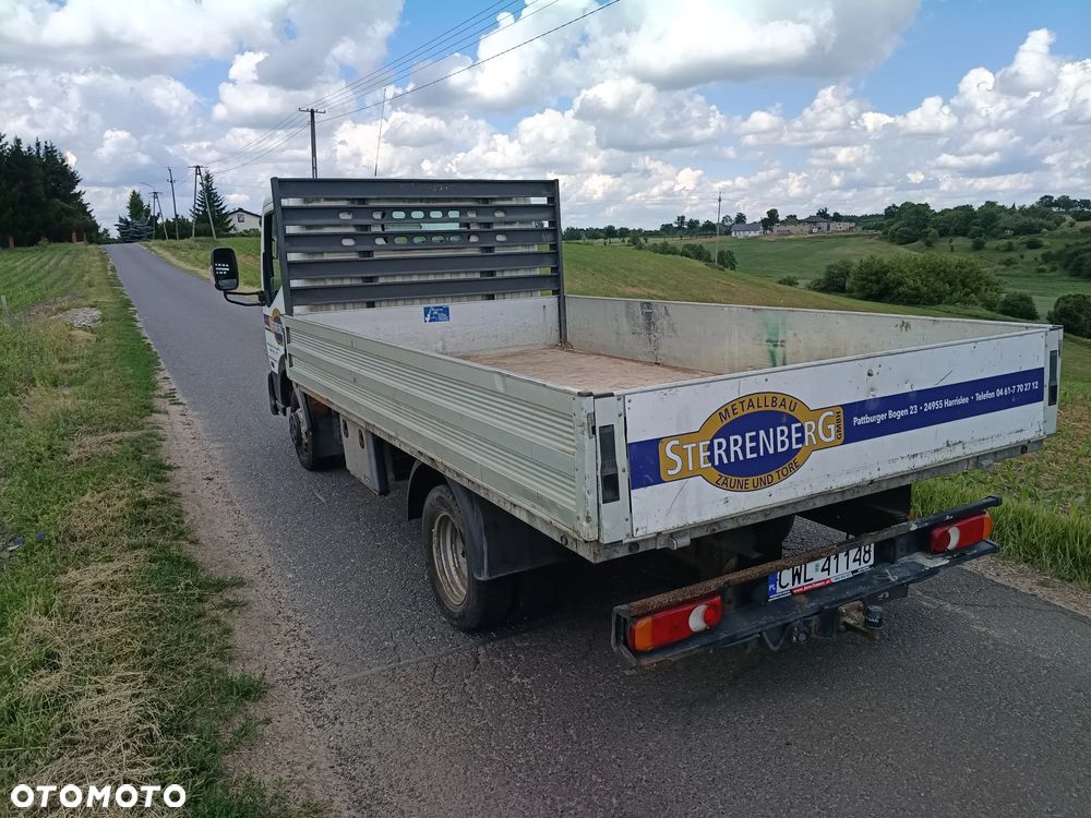 Nissan NT 400 CABSTAR - 3