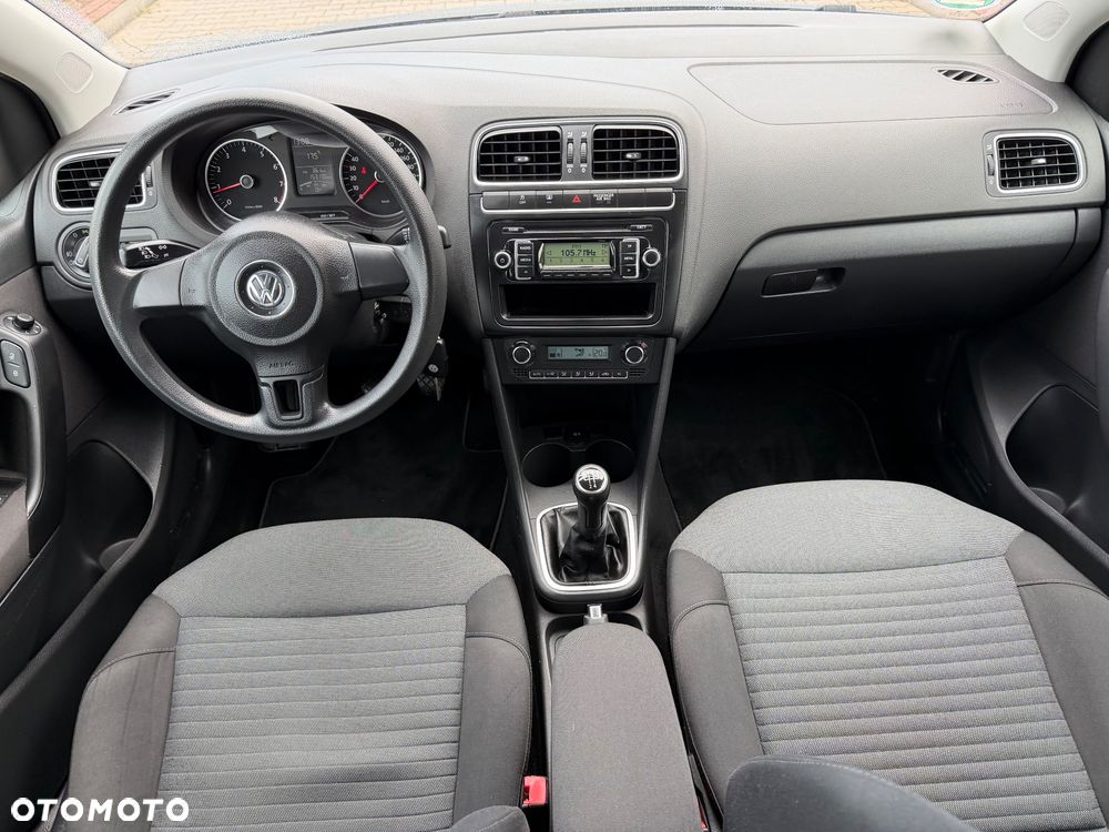 Volkswagen Polo 1.4 Comfortline - 30