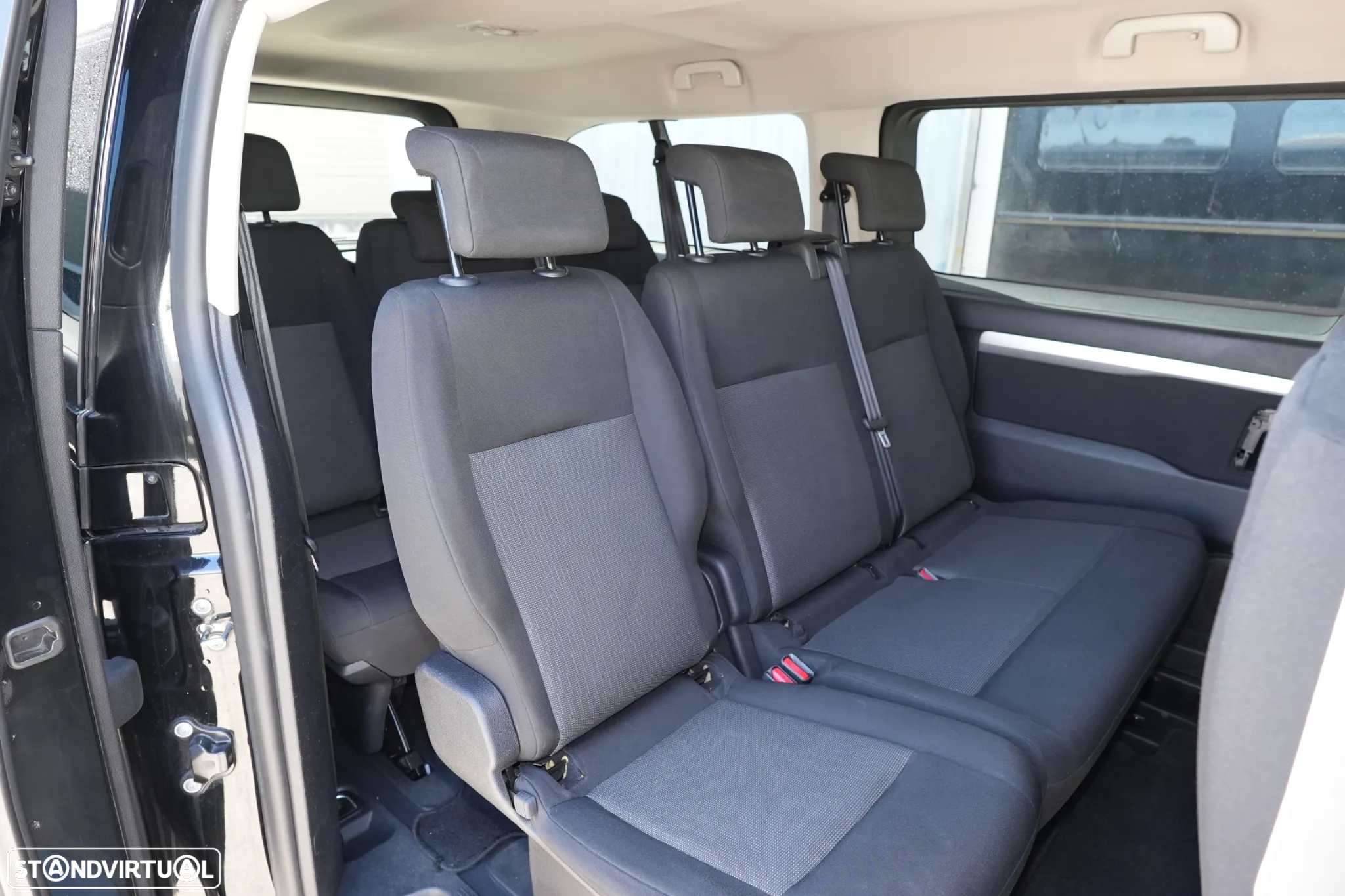 Toyota Proace 9Lugares Verso 1.5D4D 120cv - 12