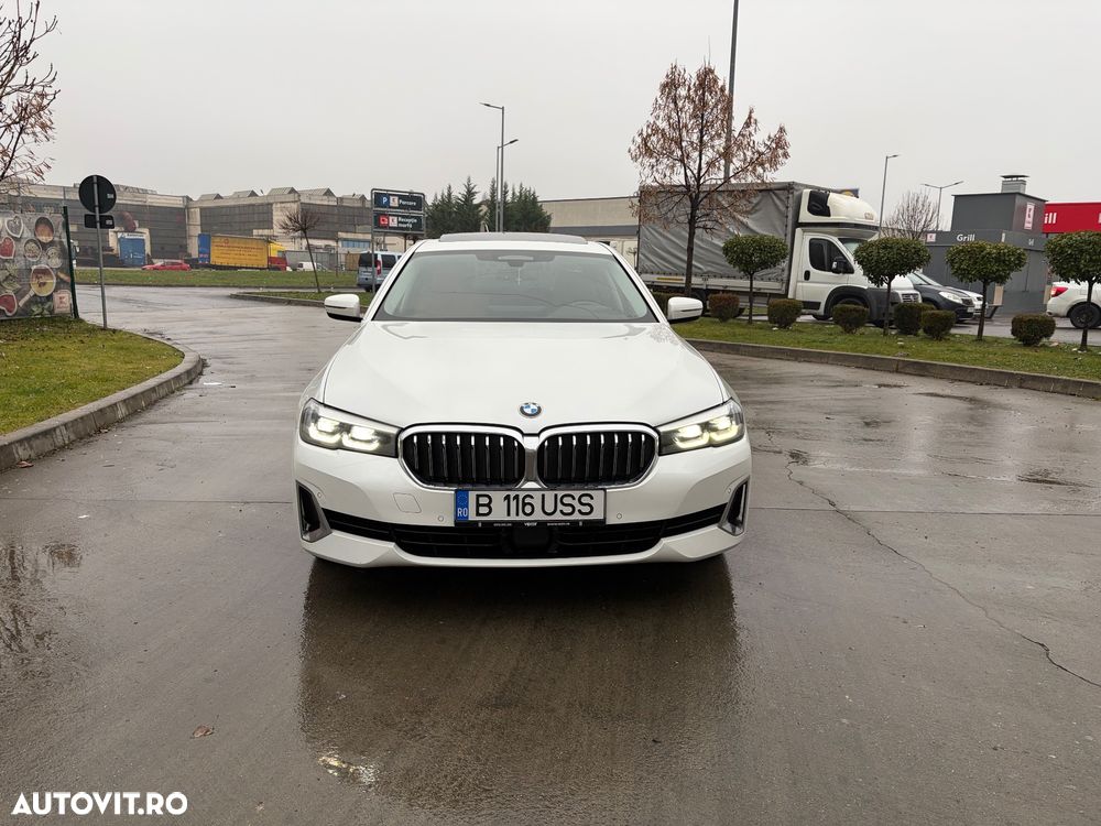 BMW Seria 5 530d xDrive AT MHEV - 2