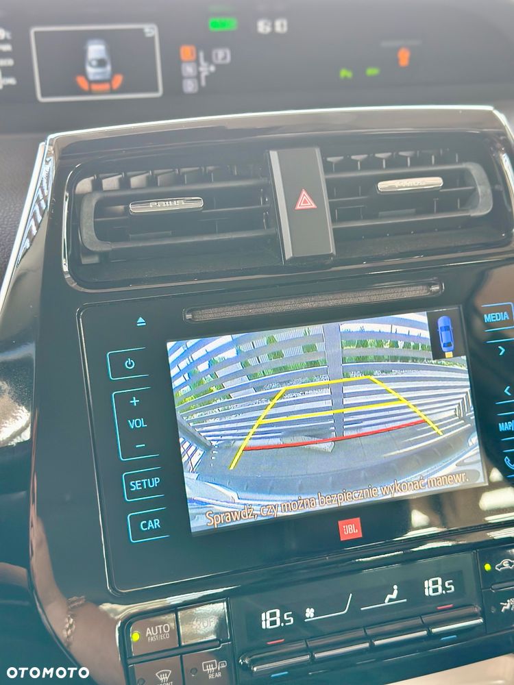 Toyota Prius 1.8 Hybrid Prestige - 13
