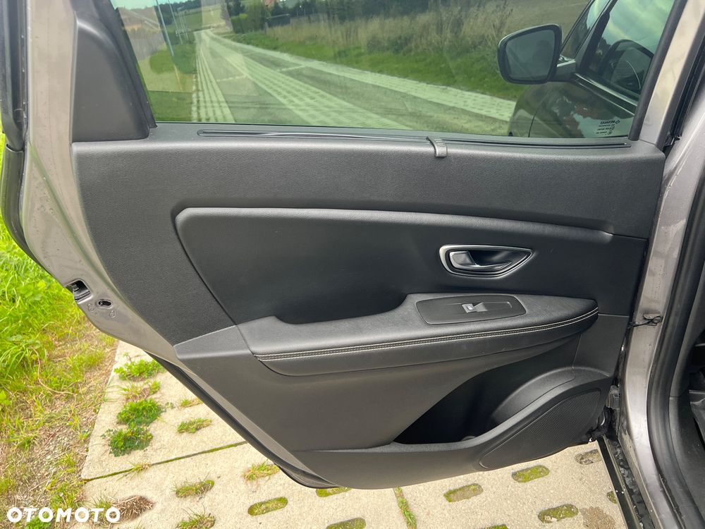 Renault Scenic ENERGY TCe 130 INITIALE PARIS - 18