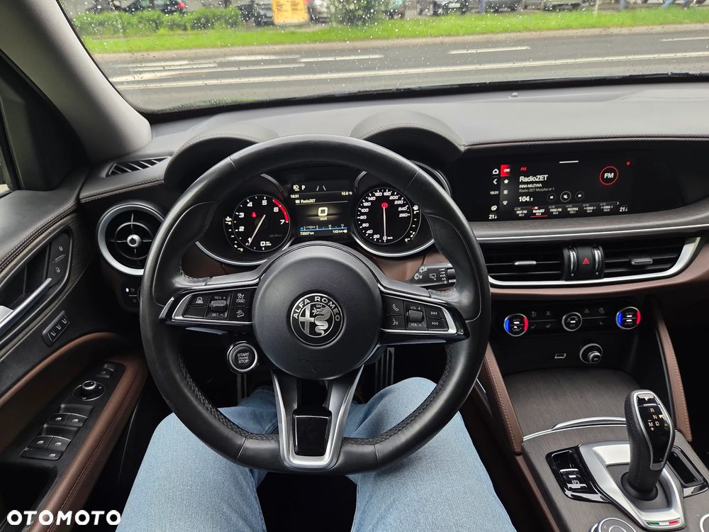 Alfa Romeo Stelvio 2.0 Turbo TI Q4 - 19