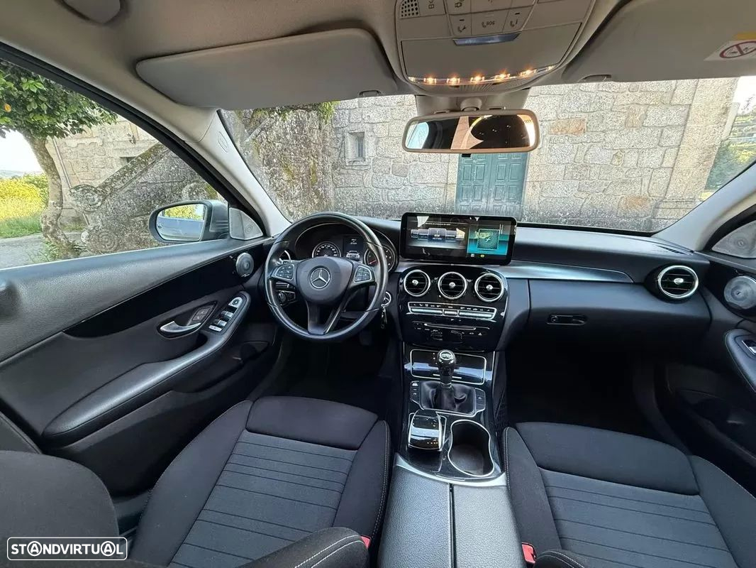 Mercedes-Benz C 220 - 23