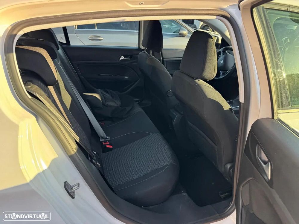 Peugeot 308 1.5 BlueHDi Active Pack - 25