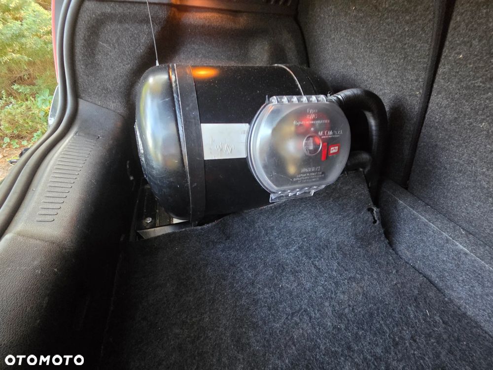 Renault Clio 1.4 16V Expression - 10