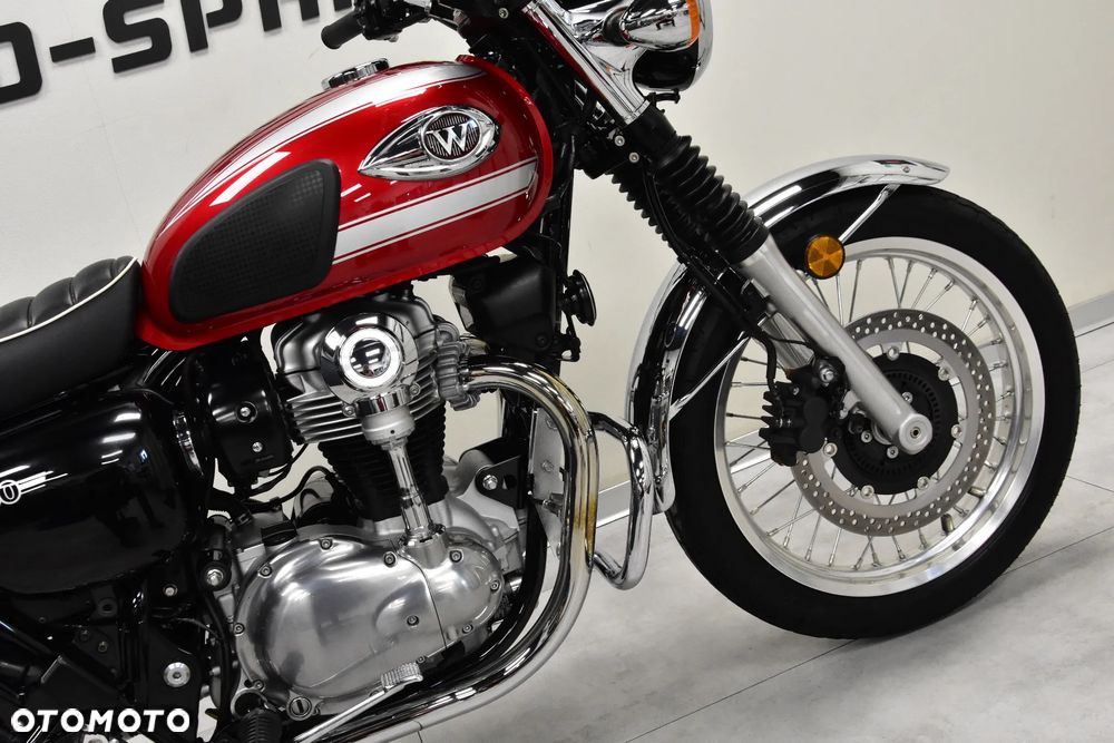Kawasaki Inny - 12