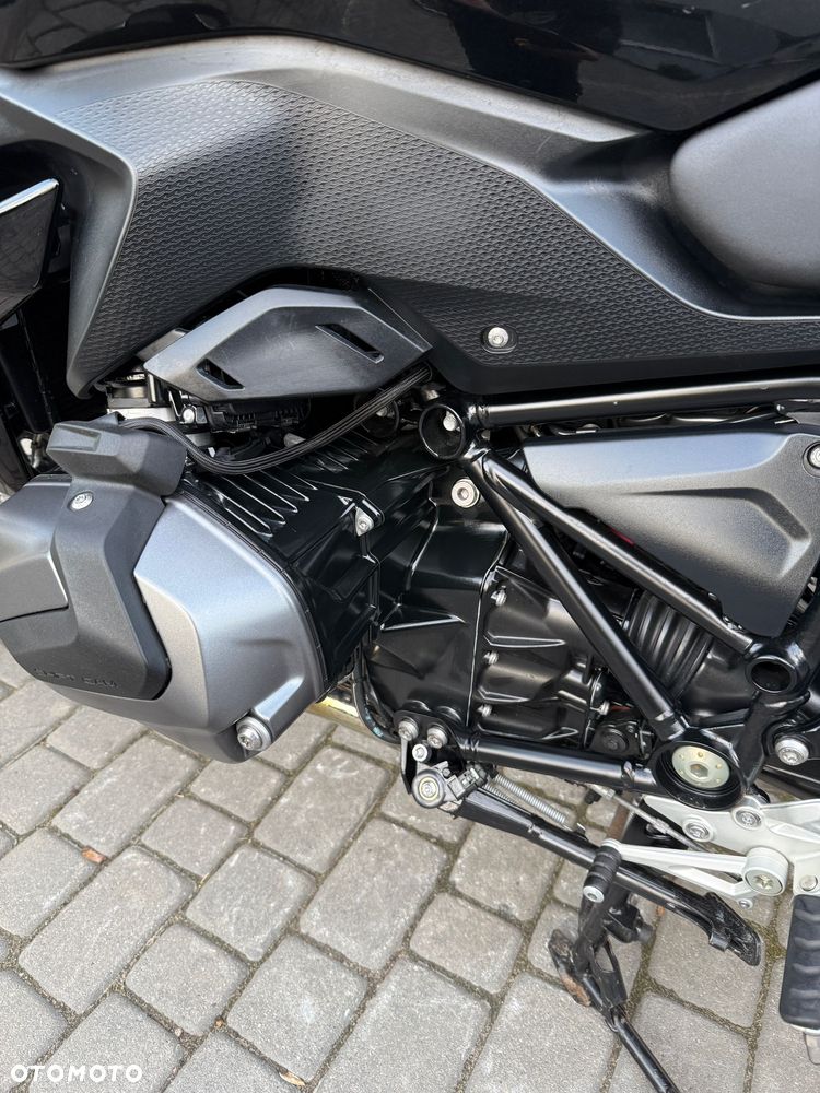 BMW R - 24