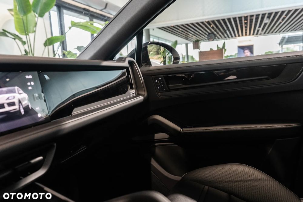 Porsche Cayenne Black Edition - 24