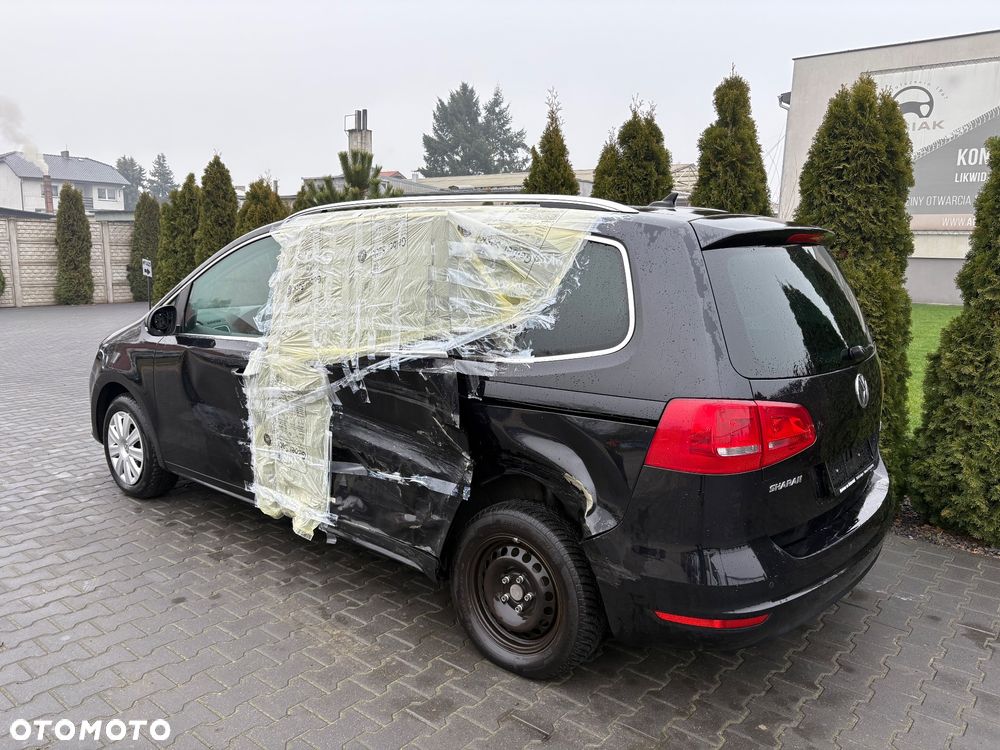 Volkswagen Sharan 2.0 TDI Comfortline DSG - 6