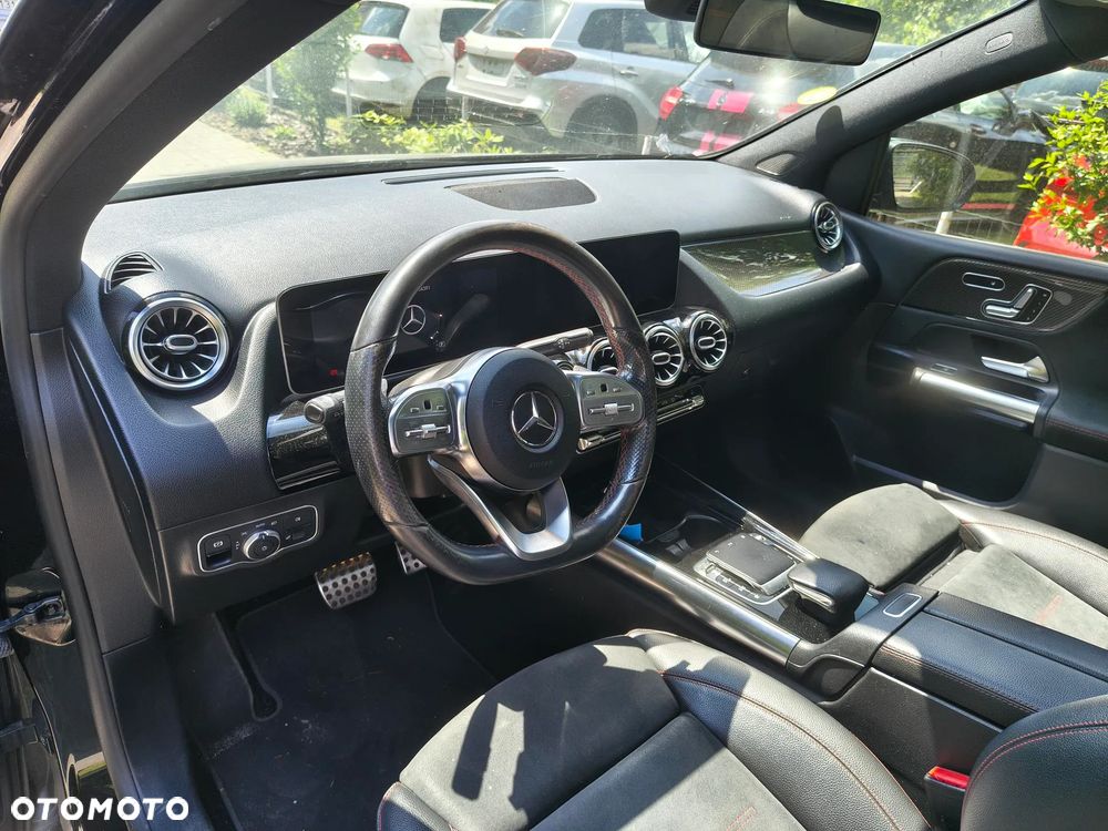 Mercedes-Benz Klasa B 180 d 7G-DCT AMG Line - 7