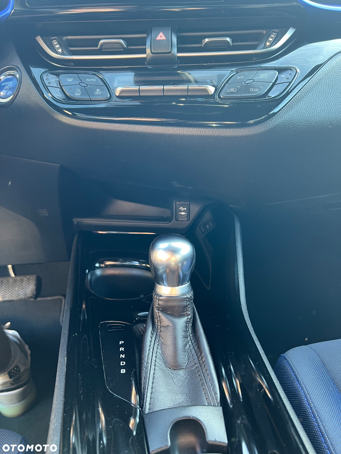 Toyota C-HR 1.8 Hybrid Prestige - 27