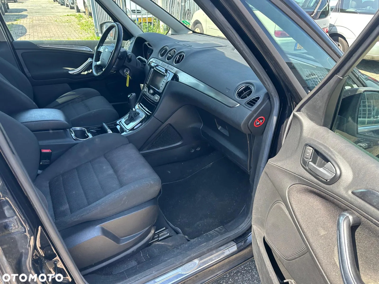 Ford Galaxy 2.0 EcoBoost Ghia - 14