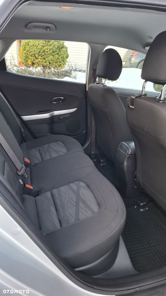 Kia Ceed 1.6 GDI M - 6