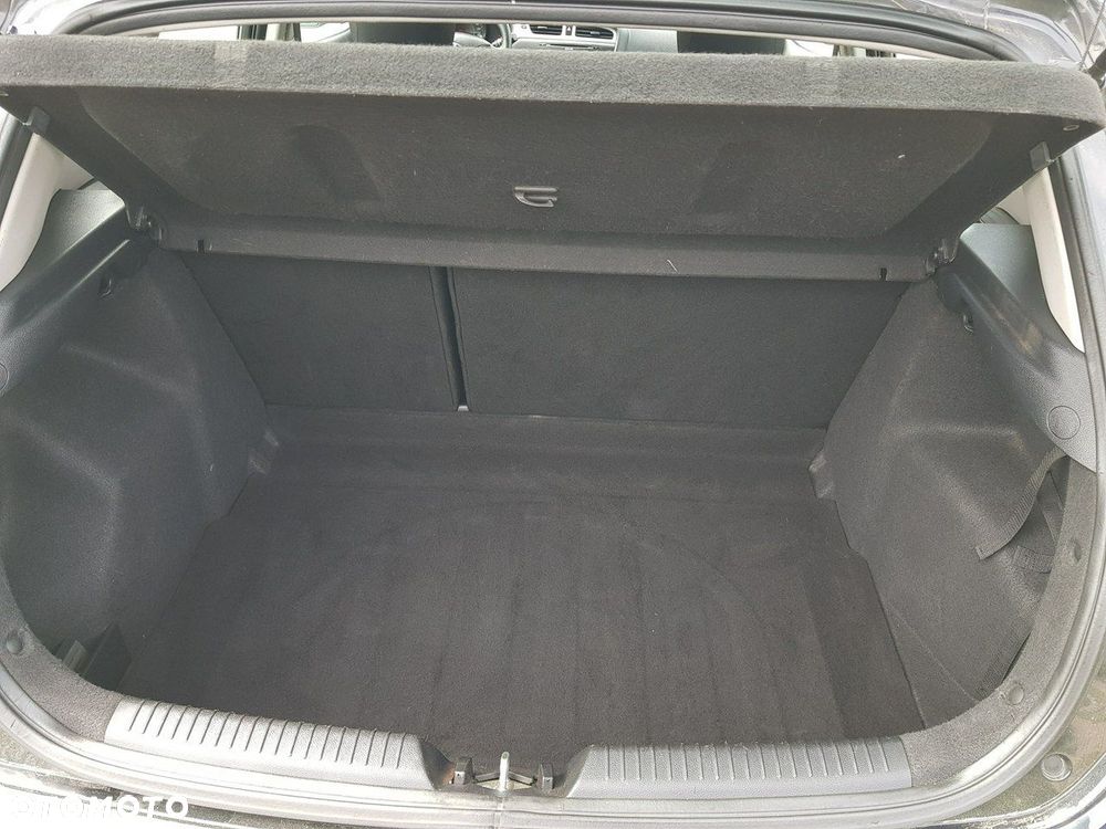 Kia Ceed - 14