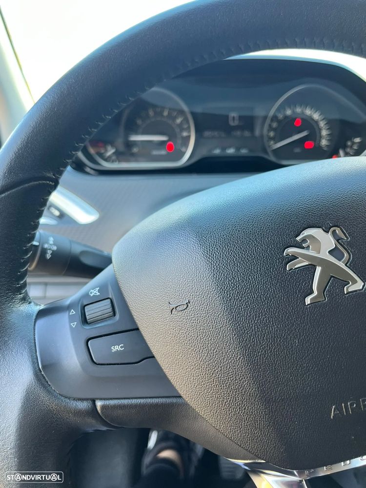 Peugeot 208 1.2 PureTech Active - 13