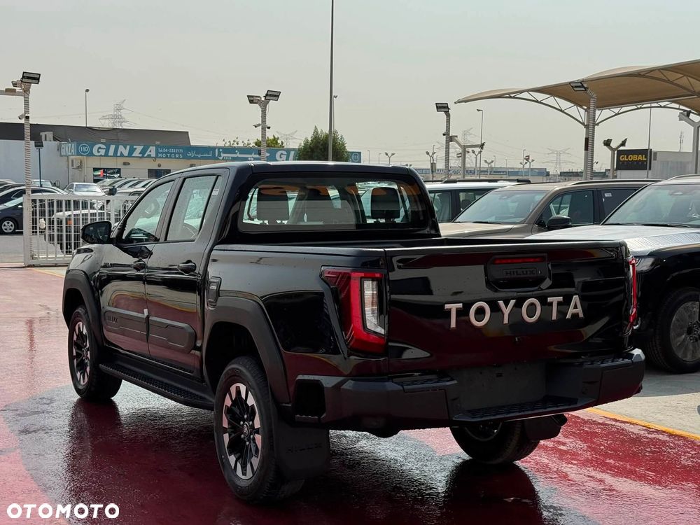 Toyota Hilux 2.8 D-4D Double Cab GR Sport II 4x4 - 4