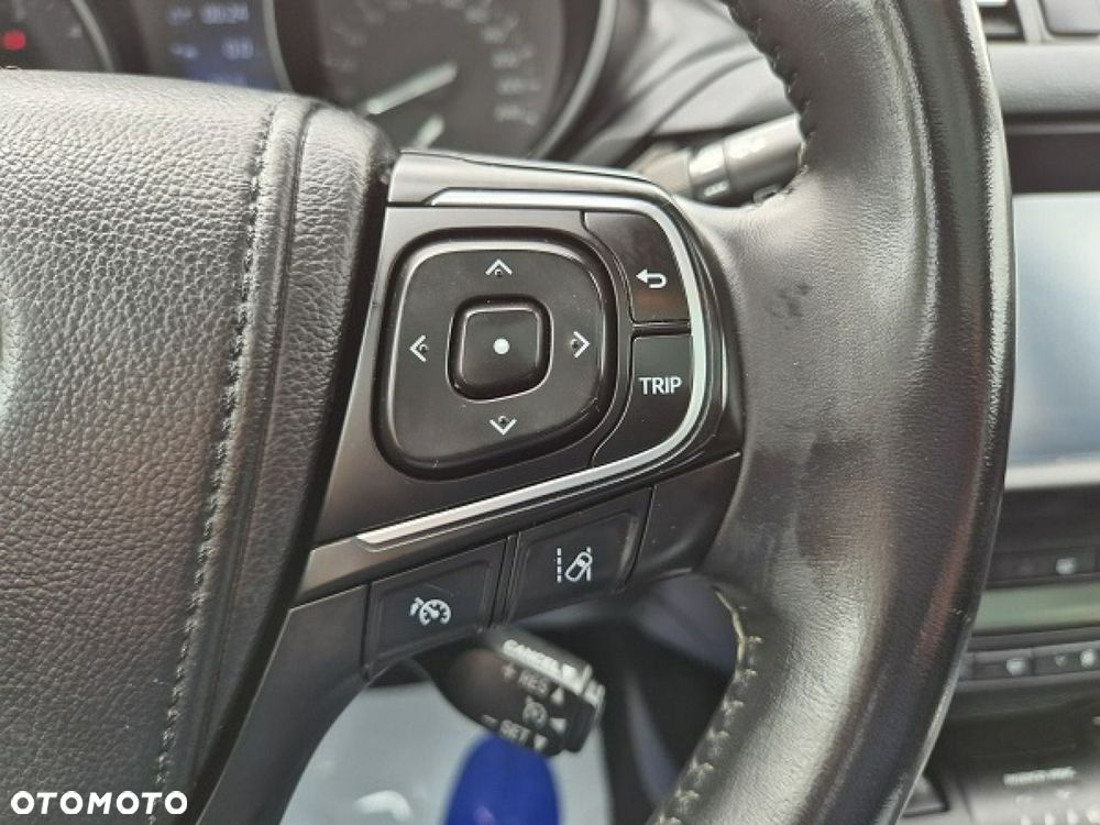 Toyota Avensis - 26