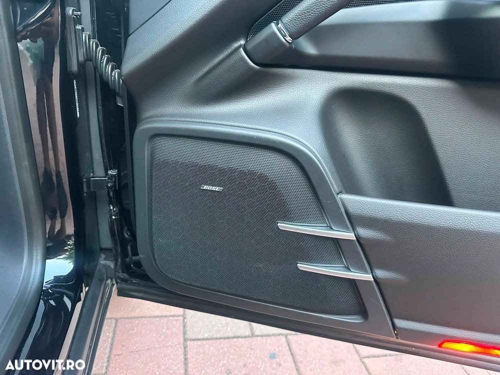Porsche Cayenne Platinum Edition - 16