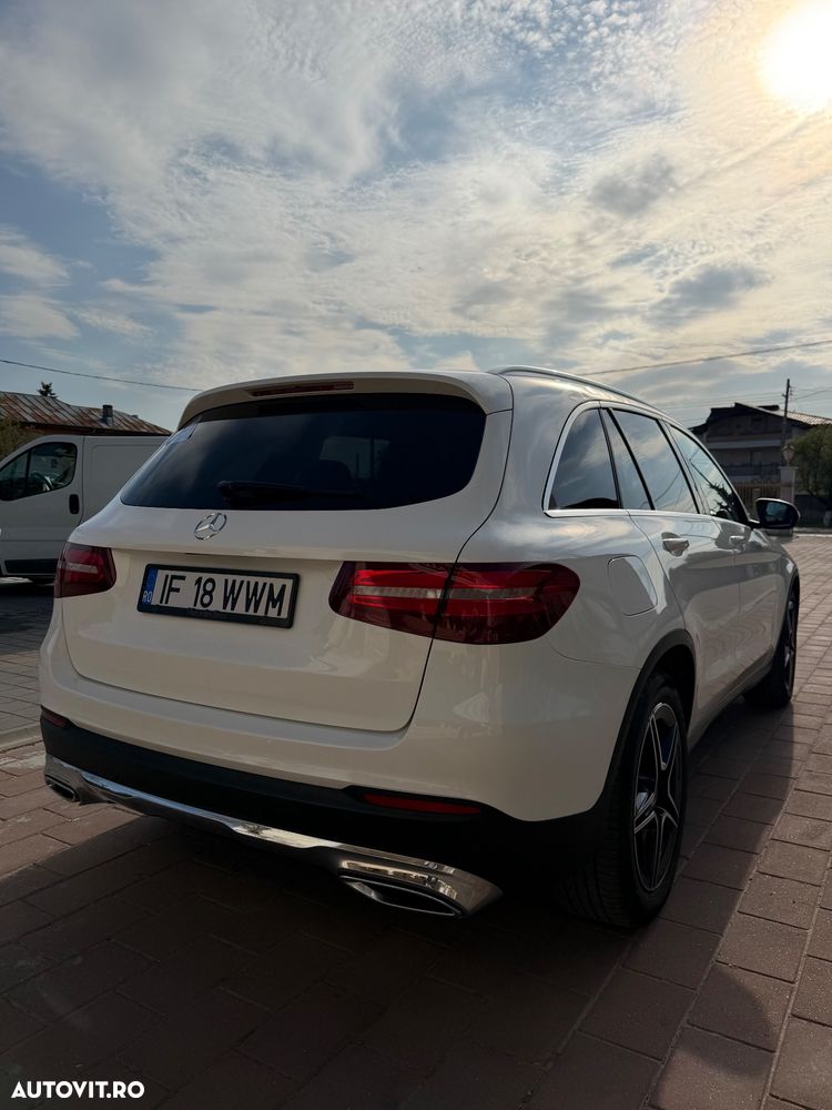 Mercedes-Benz GLC - 1