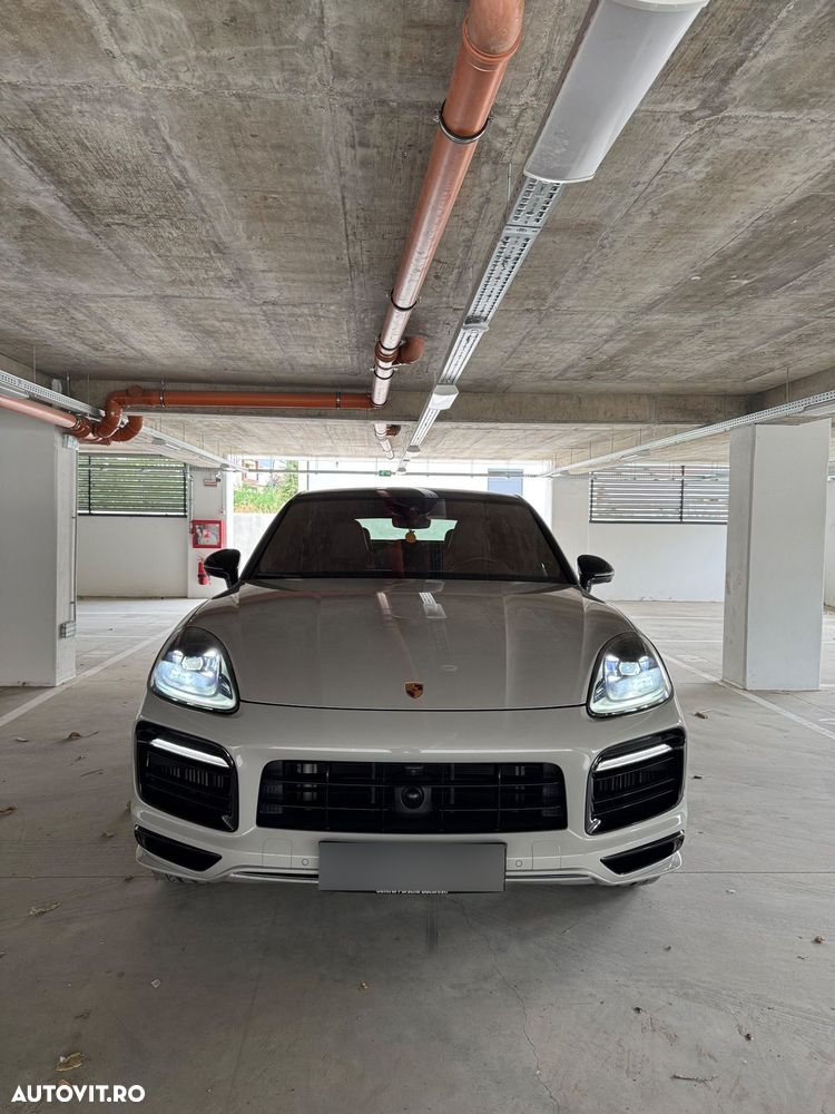 PORSCHE Cayenne Coupe
