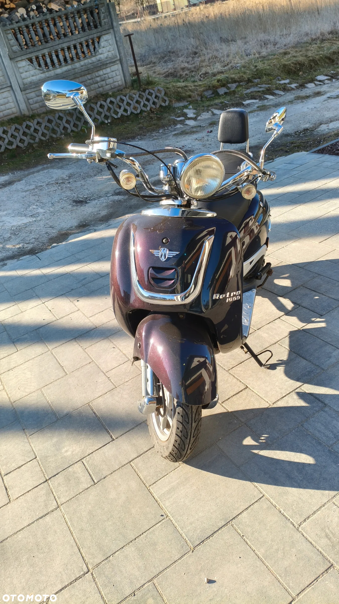 Moto Magnus Retro - 7
