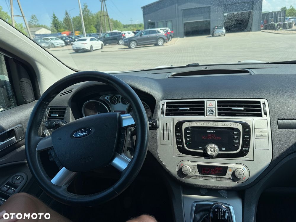 Ford Kuga 2.0 TDCi 4x4 Individual - 26