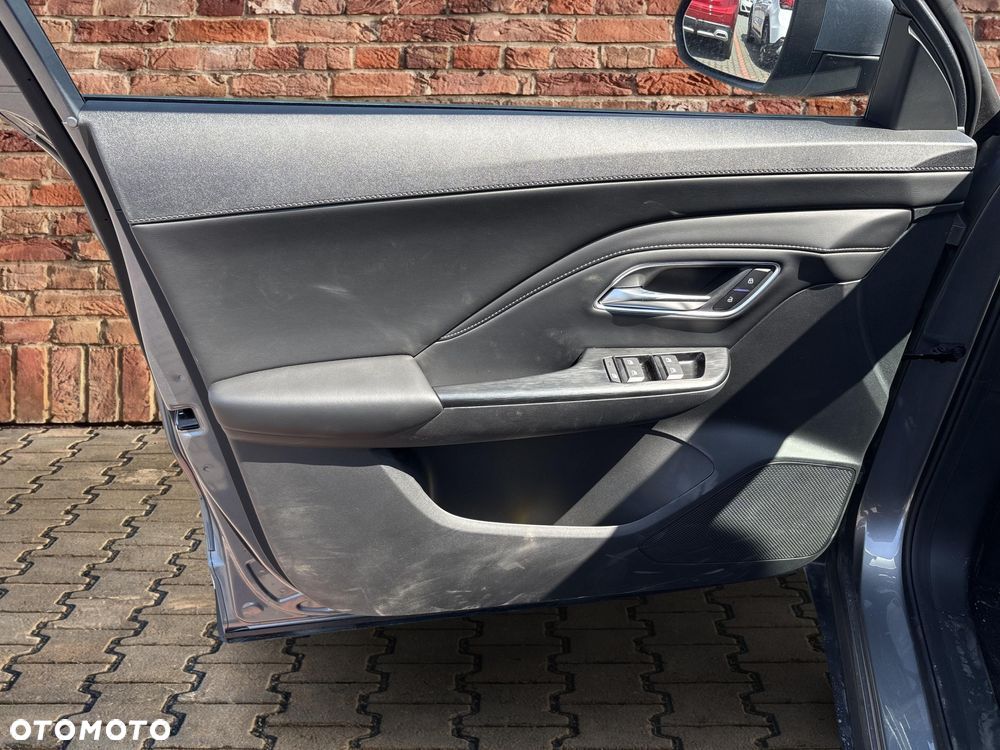 MG ZS 1.5 HEV+ Exclusive - 14